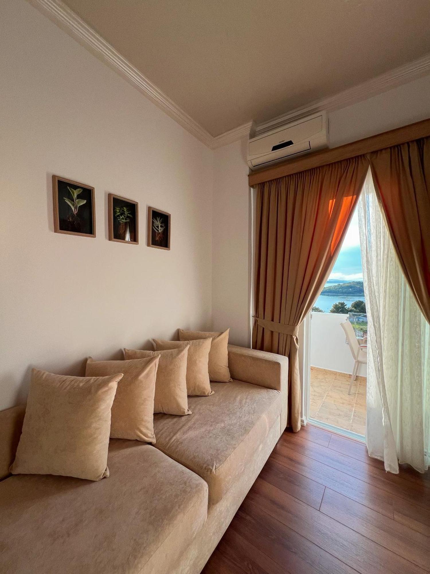 Hotel Murati Ksamil Exterior photo